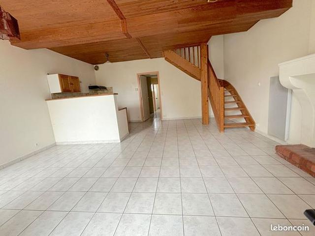 Maison vente à Saintes, Pisany