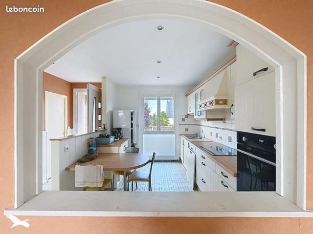 Maison vente à Guingamp, Bretagne