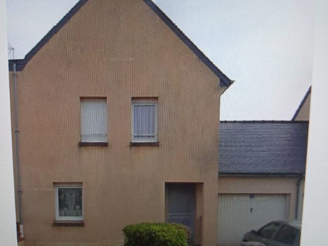 Maison vente à La Flèche, Lhomme