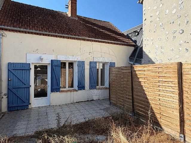 Maison vente à Bourges, Précy