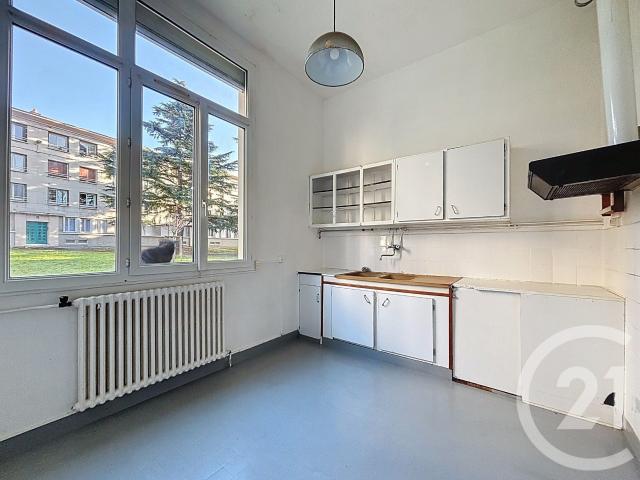 Maison vente à Rouen, Ruan