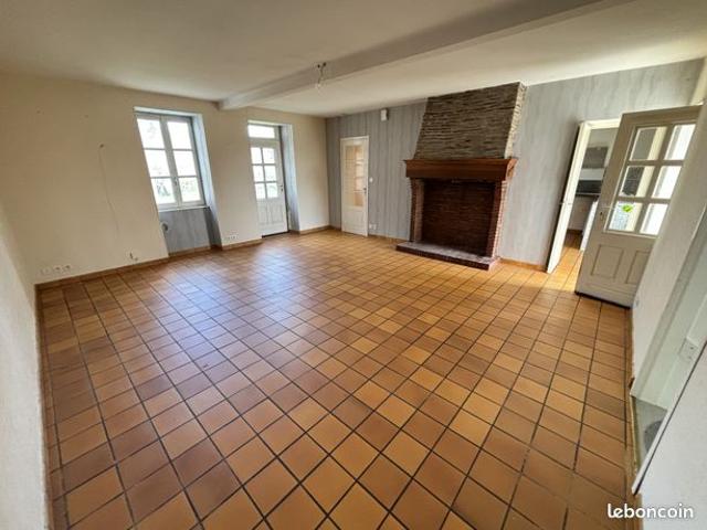 Maison vente à Vichy, Montoldre