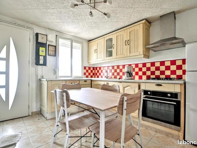 Maison vente à Abbeville, Pendé