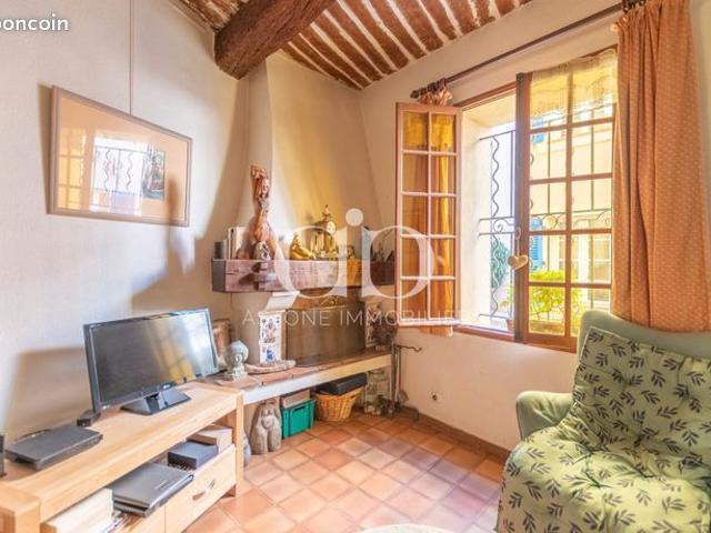 Maison vente à Marseille, Cassis