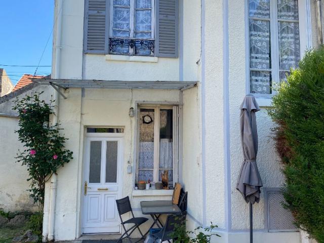 Maison vente à Pontoise, Presles
