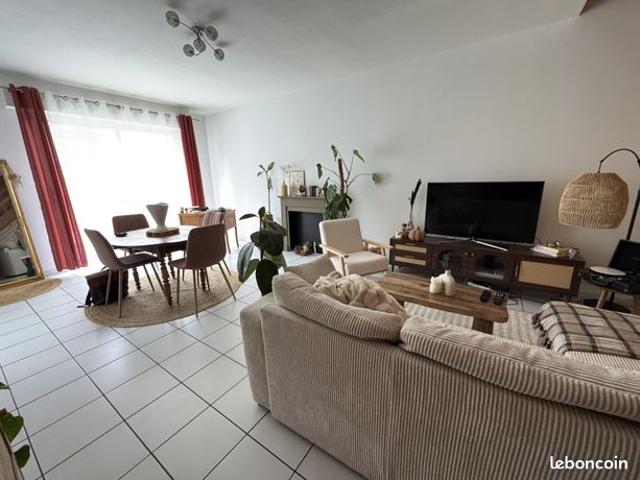 Maison vente à Saintes