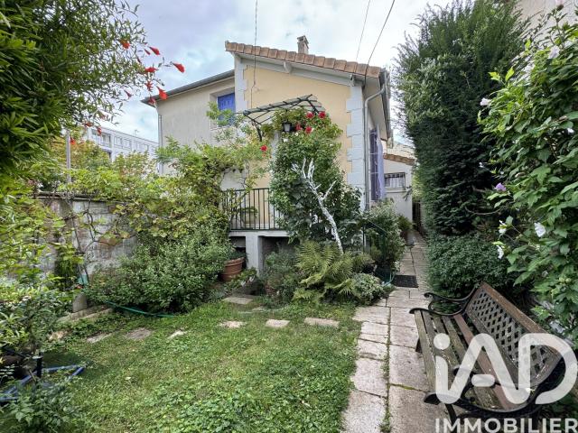 Maison vente à Village Coteaux, Rueil-Malmaison
