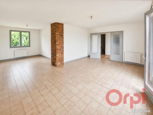 Maison vente à Saint-Amand-Montrond, Sancoins