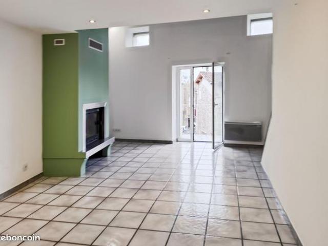 Maison vente à Tournon-sur-Rhône, Saint-georges-les-bains