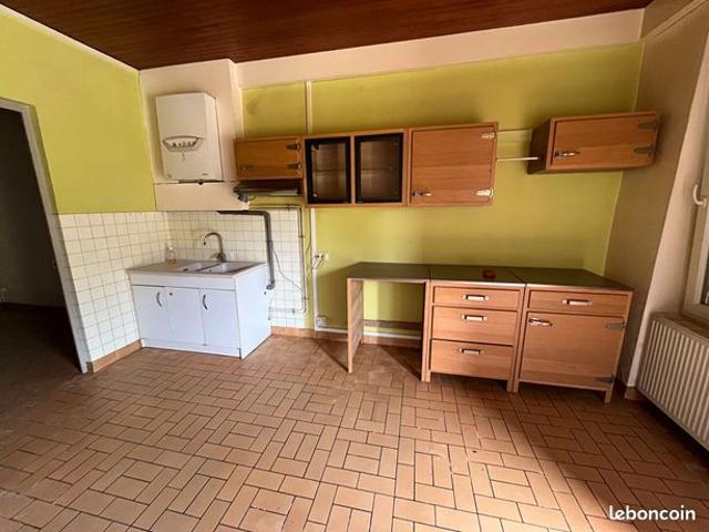 Maison vente à Bourg-en-Bresse, Certines
