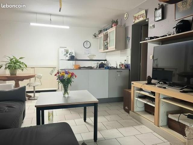 Maison vente à La Rochelle, Clavette
