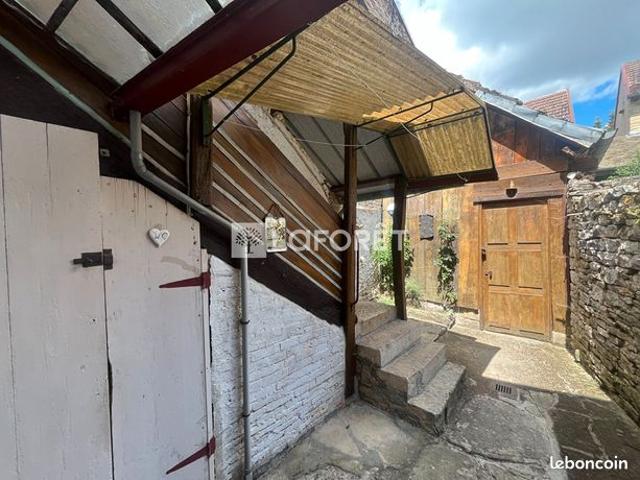 Maison vente à Vesoul, Gy