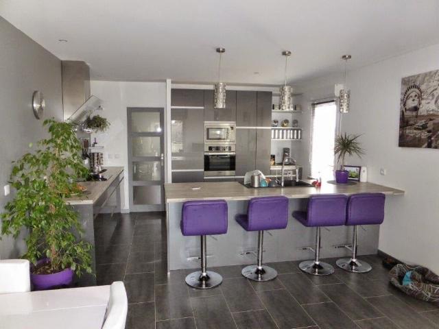 Maison location à Bordeaux, Léognan