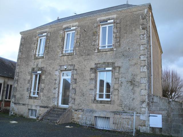 Maison location à Fontenay-le-Comte, Thouarsais-bouildroux