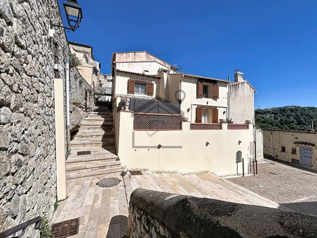 Maison vente à Aix-en-Provence, Les Pennes-mirabeau