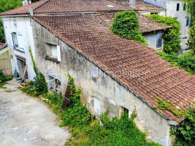 Maison vente à Saintes