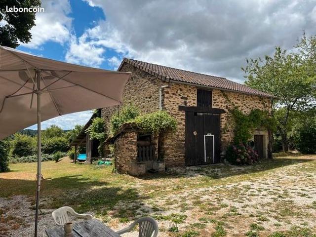 Maison vente à Nontron, Thiviers