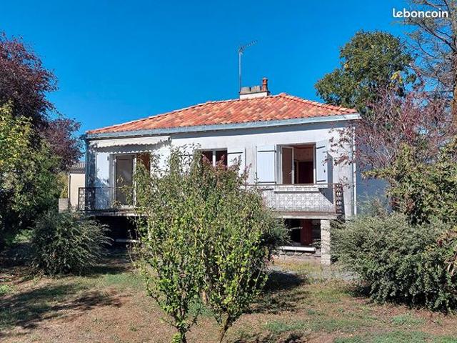 Maison vente à Fontenay-le-Comte, Vendée