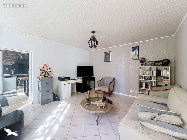 Maison vente à Saint-Yzan-de-Soudiac, Gironde