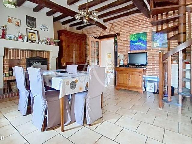 Maison vente à Angers, Tiercé