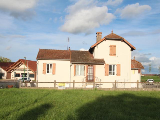 Maison vente à Charolles, Cronat