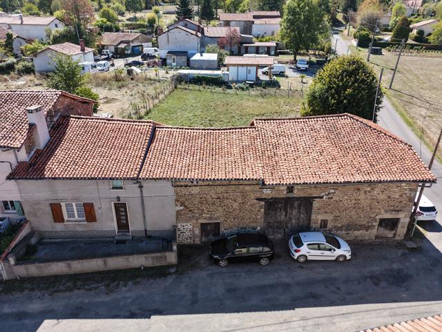Maison vente à La Montre, Chassenon