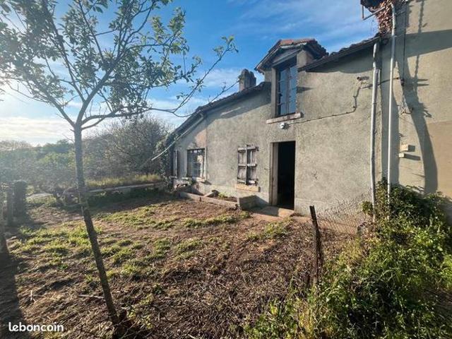 Maison vente à Fontenay-le-Comte, Mervent