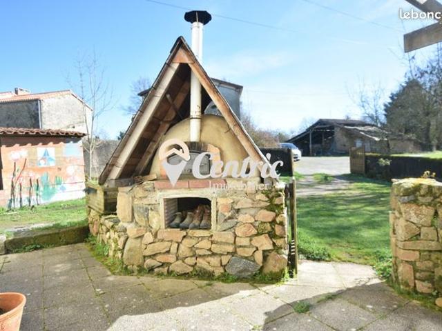 Maison vente à Bressuire, Boismé