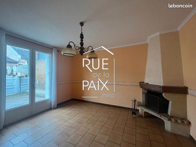 Maison vente à Parthenay, Airvault