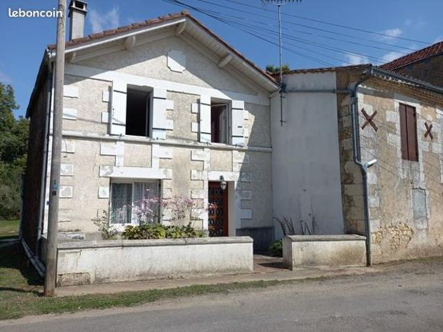 Maison vente à Saint-thomas-de-conac