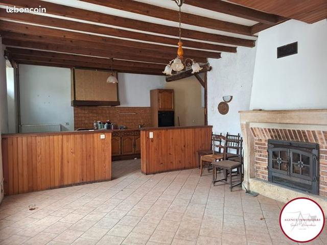 Maison vente à Saint-Amand-Montrond, Cher