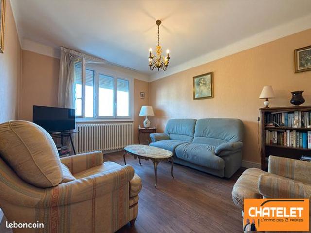 Maison vente à Bourg-en-Bresse, Bourg-en-bresse