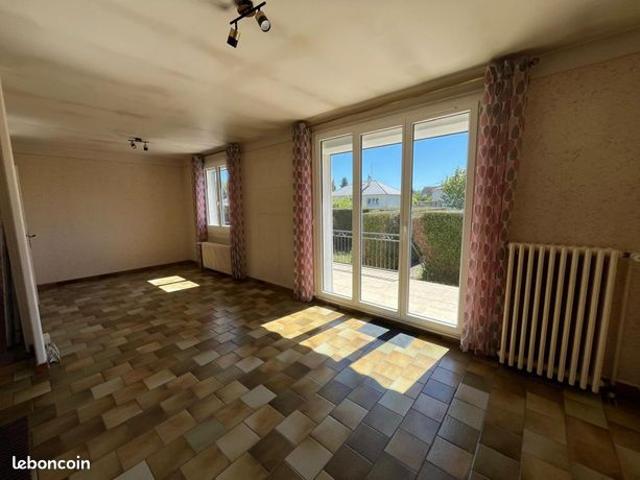 Maison vente à Montargis, Villemandeur
