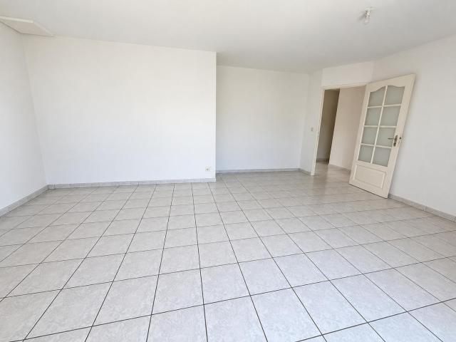 Maison location à Perpignan, Llupia
