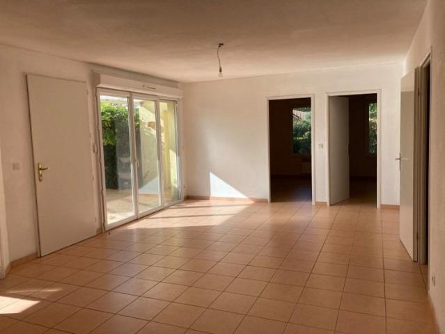 Maison location à Nîmes, Rochefort-du-gard
