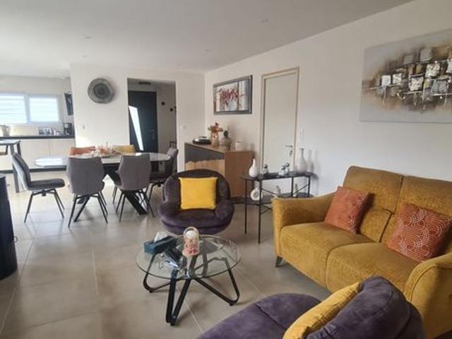 Maison vente à Guingamp, Bretagne