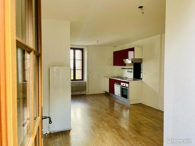 Maison vente à Châtellerault, Moncontour