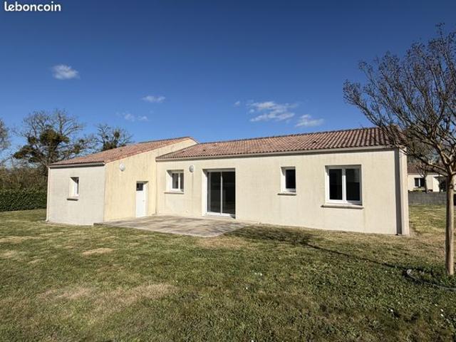 Maison vente à La Roche-sur-Yon, Aizenay