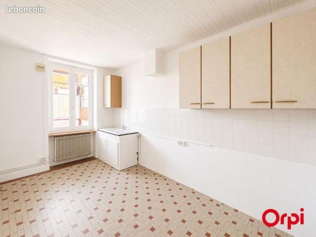 Maison vente à Saint-Amand-Montrond, Saint-amand-montrond