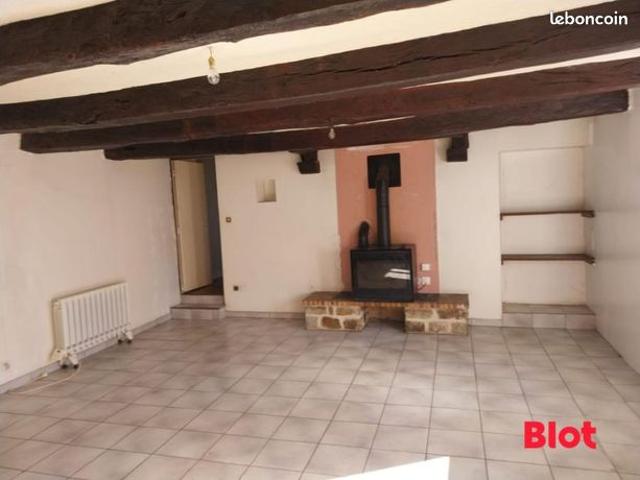 Maison vente à Mayenne, La Croixille