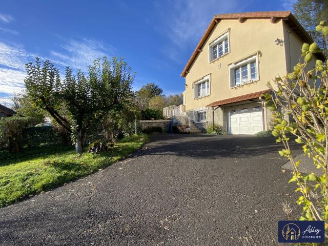 Maison vente à Mauriac, Ydes