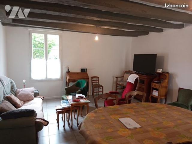 Maison vente à Loches, Bléré