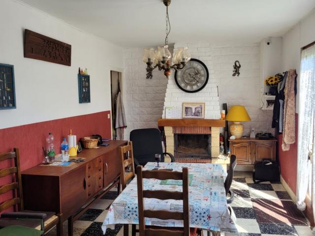 Maison vente à Laleu, Lanchères