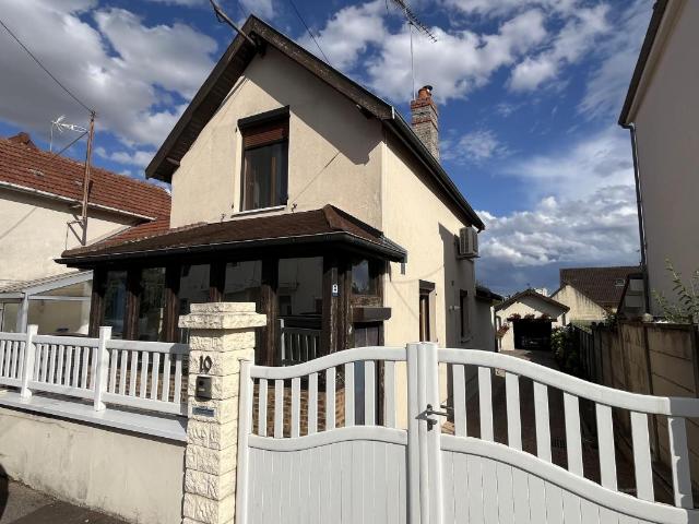 Maison vente à Troyes, Aube