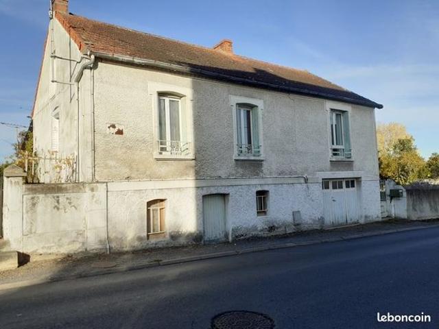 Maison vente à Montluçon, Désertines
