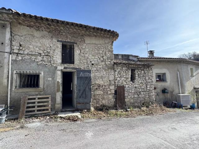 Maison vente à Forcalquier, Villemus