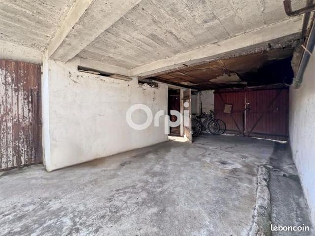 Maison vente à Oloron-Sainte-Marie, Sus