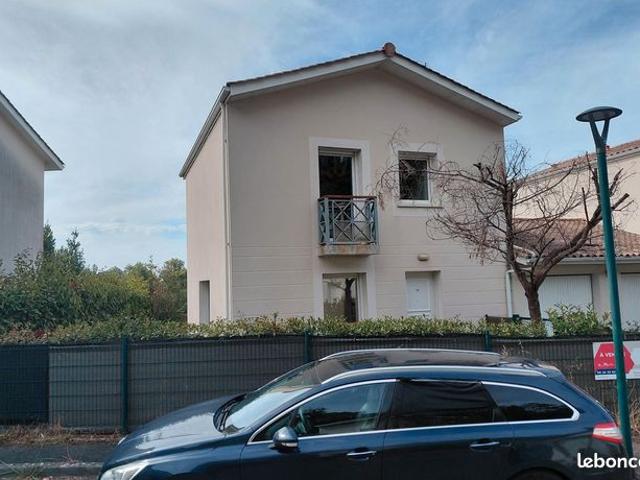 Maison vente à Langres, Bourg