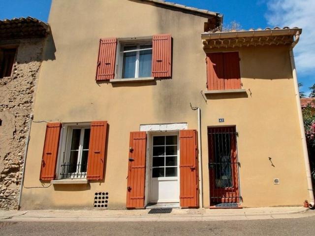 Maison vente à Carpentras, Violès
