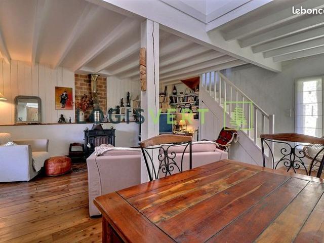 Maison vente à Palaiseau, Villiers-le-bâcle